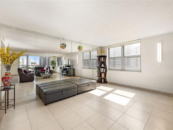1920 S Ocean Dr 7A, Hallandale Beach FL 33009
