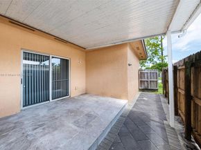 6124 SW 39th St, Miramar FL 33023