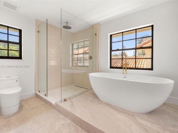4040 Palmarito St, Coral Gables FL 33146