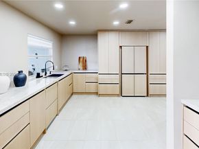 251 NW 92nd Ave, Coral Springs FL 33071