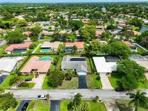 251 NW 92nd Ave, Coral Springs FL 33071