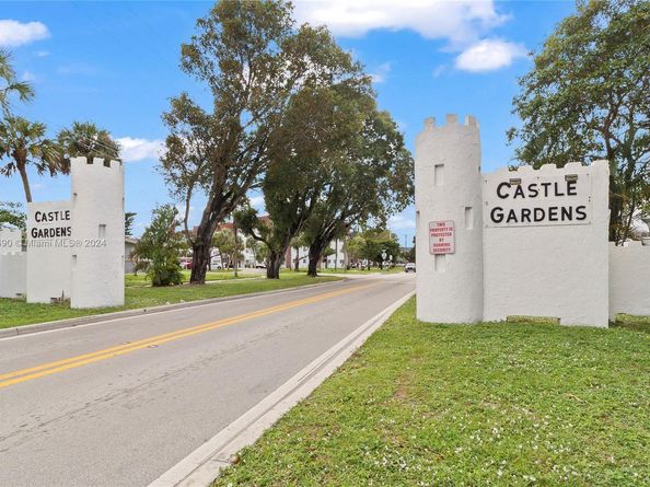 2271 NW 47th Ter 202, Lauderhill FL 33313