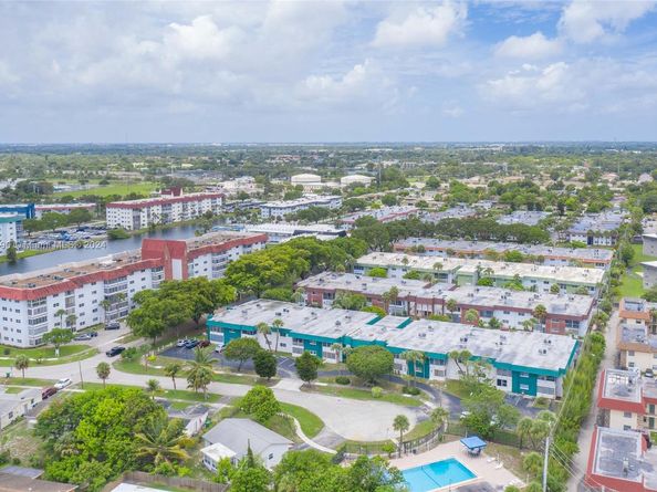 2271 NW 47th Ter 202, Lauderhill FL 33313