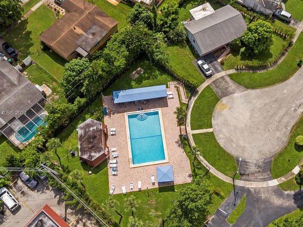 2271 NW 47th Ter 202, Lauderhill FL 33313