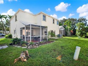 9602 NW 8th Cir, Plantation FL 33324
