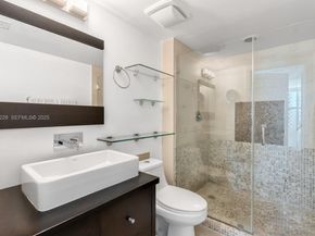 1155 Brickell Bay Dr 2409, Miami FL 33131