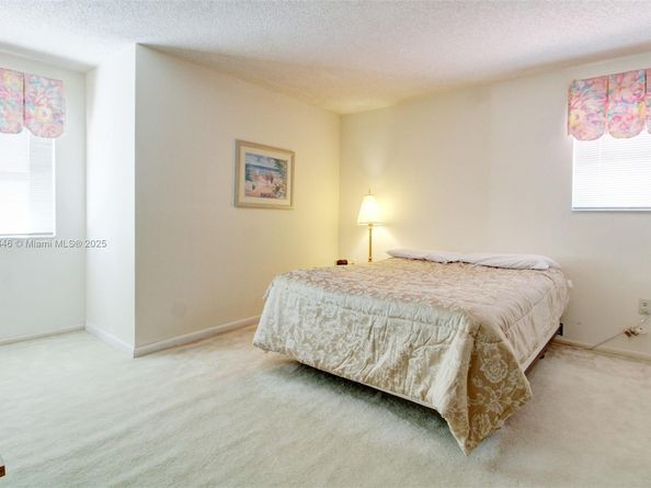 17349 NW 62nd Pl, Hialeah FL 33015