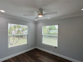 119 SW 8th Ave, Boynton Beach FL 33435