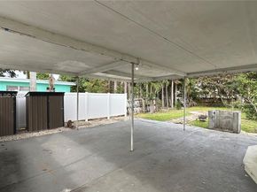 119 SW 8th Ave, Boynton Beach FL 33435