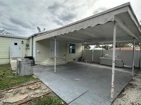 119 SW 8th Ave, Boynton Beach FL 33435