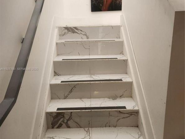 1645 SW 83rd Ct, Miami FL 33155