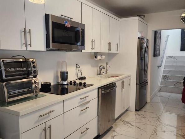 1645 SW 83rd Ct, Miami FL 33155