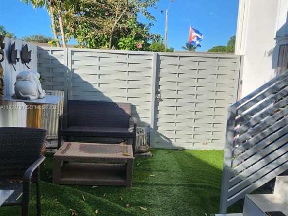 1645 SW 83rd Ct, Miami FL 33155