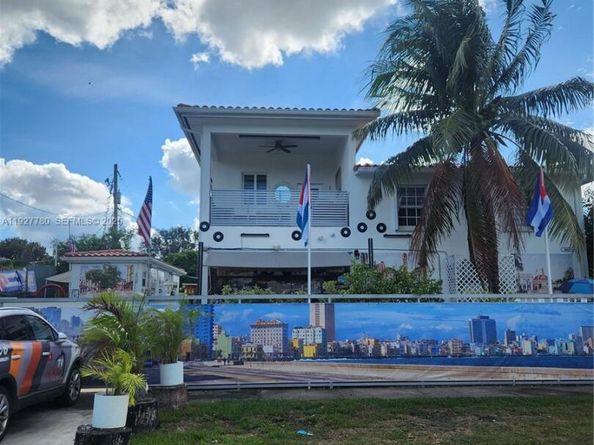 1645 SW 83rd Ct, Miami FL 33155