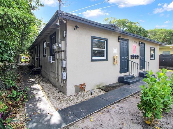 1126 NW 58th Ter, Miami FL 33127