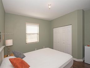 360 SE 37th Ter 0, Homestead FL 33033