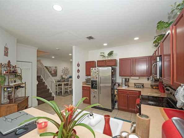360 SE 37th Ter 0, Homestead FL 33033