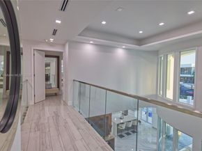 3368 NE 169th St, North Miami Beach FL 33160