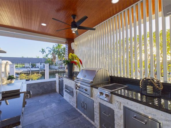 3368 NE 169th St, North Miami Beach FL 33160