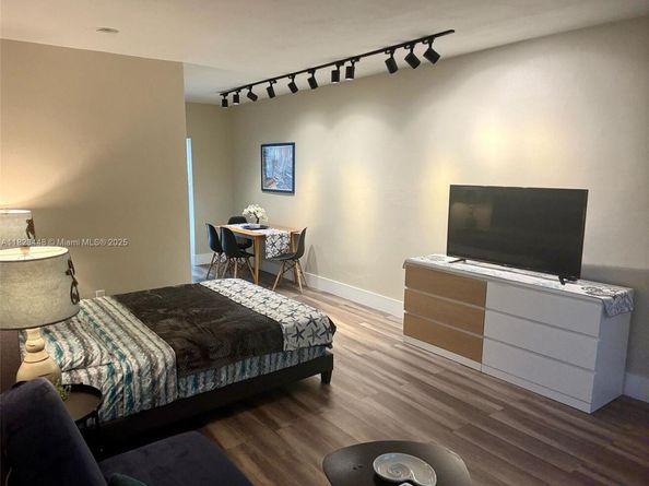 8132 Harding Ave 2, Miami Beach FL 33141