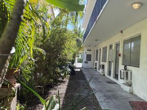 8132 Harding Ave 2, Miami Beach FL 33141