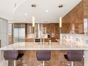 901 Brickell Key Blvd 2804, Miami FL 33131