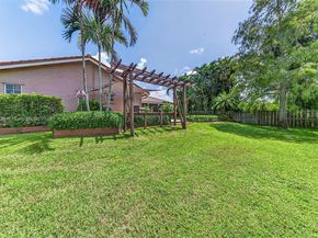 11880 NW 24th St, Plantation FL 33323