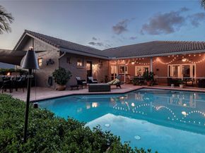 11880 NW 24th St, Plantation FL 33323