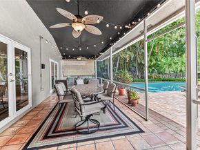 11880 NW 24th St, Plantation FL 33323