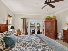 11880 NW 24th St, Plantation FL 33323
