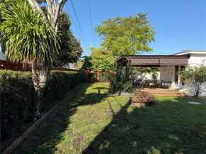 930 NW 145th Ter, Miami FL 33168