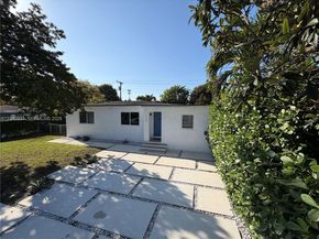 930 NW 145th Ter, Miami FL 33168