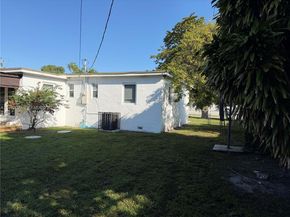 930 NW 145th Ter, Miami FL 33168