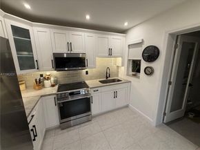 930 NW 145th Ter, Miami FL 33168