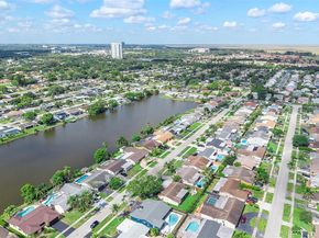 11841 NW 30th Pl, Sunrise FL 33323