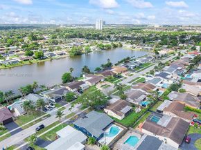 11841 NW 30th Pl, Sunrise FL 33323