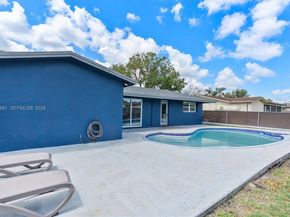 11841 NW 30th Pl, Sunrise FL 33323