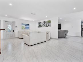 11841 NW 30th Pl, Sunrise FL 33323