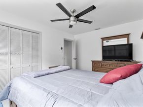 11841 NW 30th Pl, Sunrise FL 33323