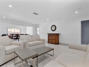 11841 NW 30th Pl, Sunrise FL 33323