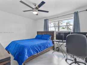 11841 NW 30th Pl, Sunrise FL 33323