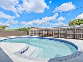 11841 NW 30th Pl, Sunrise FL 33323