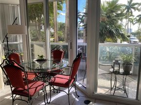 21205 Yacht Club Dr 204, Aventura FL 33180