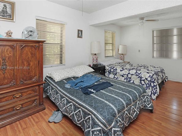 192 W 33rd St, Hialeah FL 33012