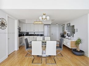 92 SW 3rd St 1604, Miami FL 33130