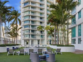 92 SW 3rd St 1604, Miami FL 33130