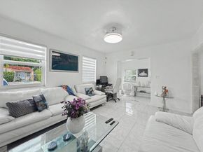 3554 SW 26th St, Miami FL 33133