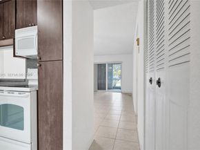 3180 Holiday Springs Blvd 5109, Margate FL 33063