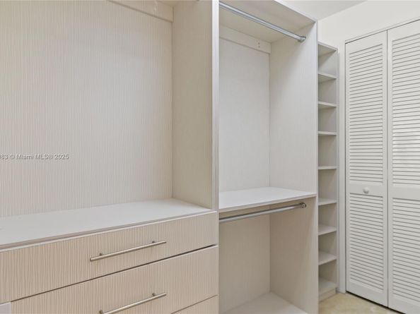 703 Crandon Blvd PH3, Key Biscayne FL 33149