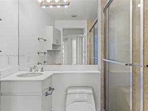 703 Crandon Blvd PH3, Key Biscayne FL 33149
